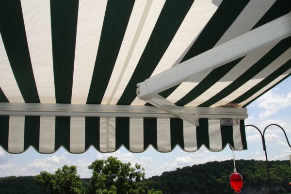Retractable_Awnings_Canvas_Concepts7